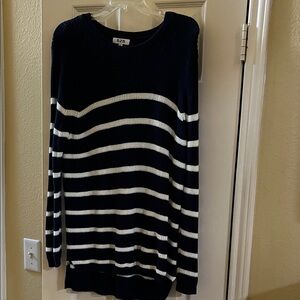 525 America Navy Blue and White Striped Oversized Sweater Medium 100% Cotton